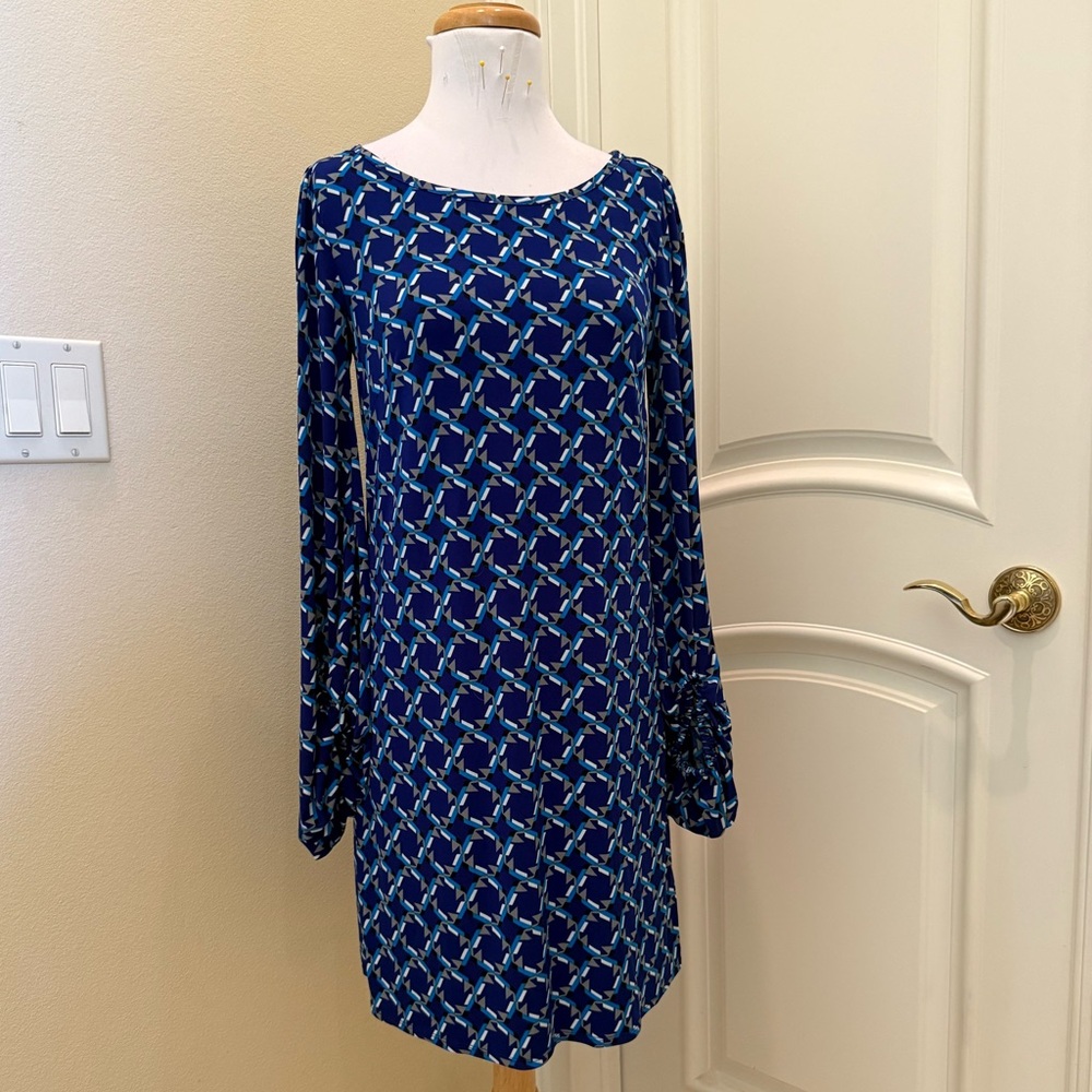 NWOT Laundry by Design knit geometric Blue Patterned shift style Dress